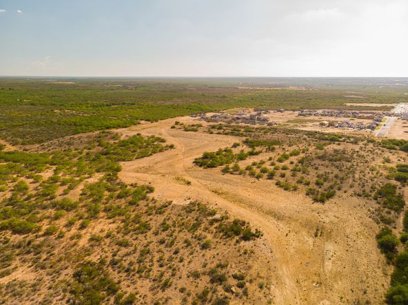 CIELITO LINDO BLVD PRIME DEVELOPMENT: CIELITO LINDO BLVD, Laredo, TX 78046